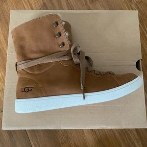 UGG Starlyn Sneaker